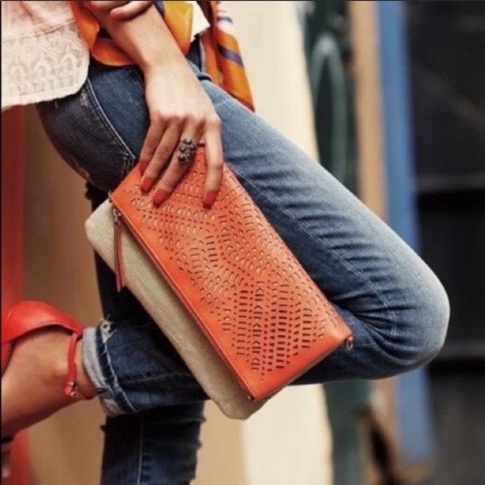 ⛱️🔥Stella & Dot - Orange Waverly Bag - Picture 1 of 5